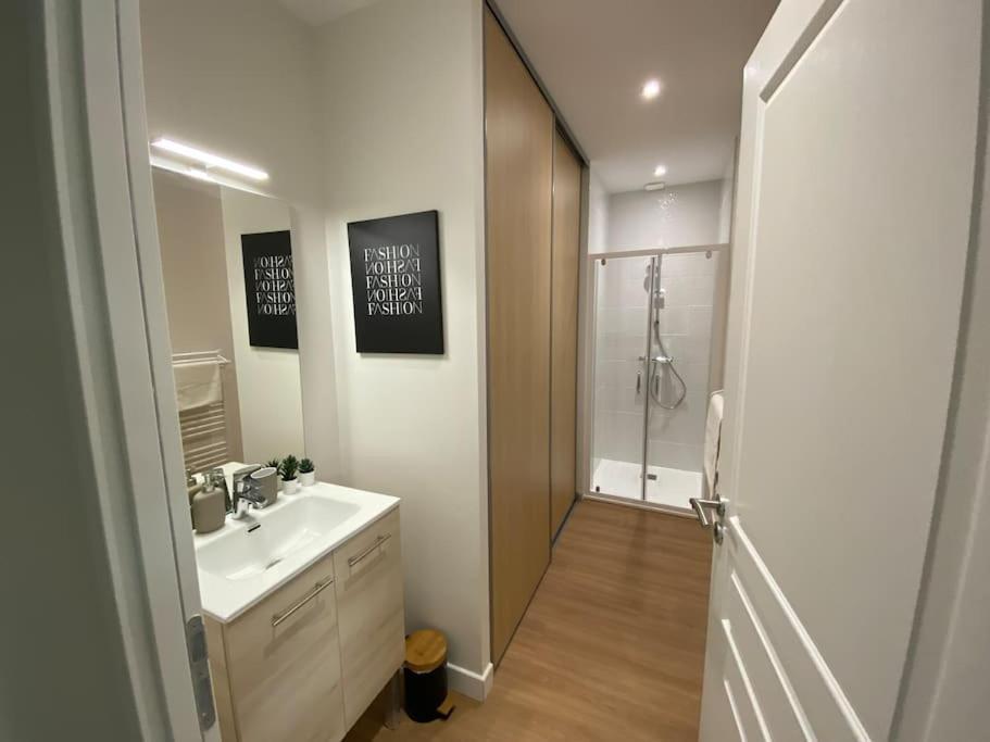 Appartement Centre-Ville * Rdc * Clim * Wifi * Haut De Gamme * Angoulême Eksteriør bilde